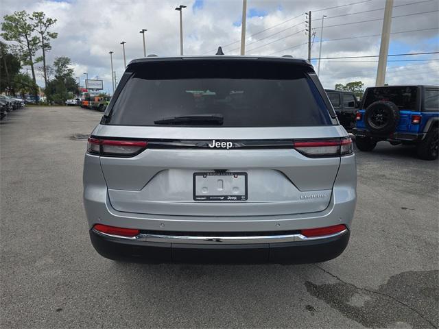 new 2025 Jeep Grand Cherokee car, priced at $34,592