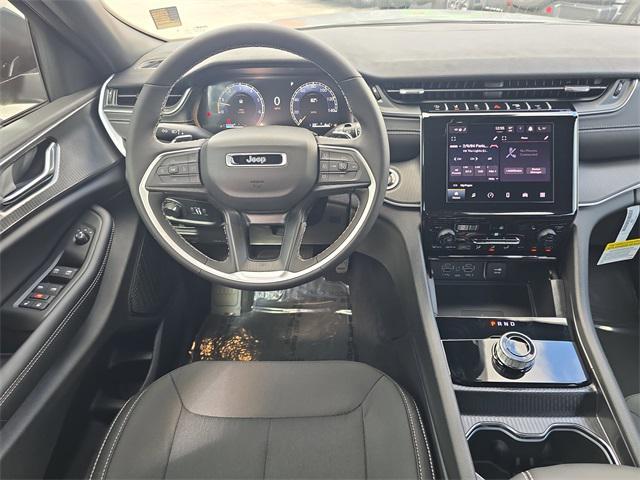 new 2025 Jeep Grand Cherokee car, priced at $34,592