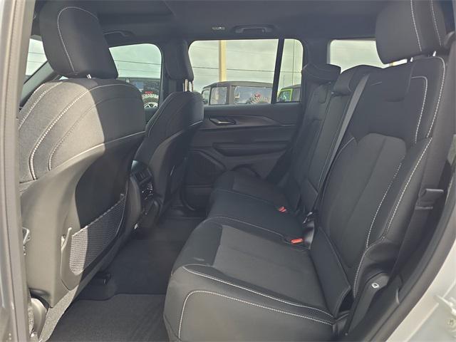 new 2025 Jeep Grand Cherokee car, priced at $34,592