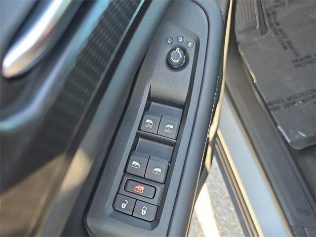 new 2025 Jeep Grand Cherokee car, priced at $38,374