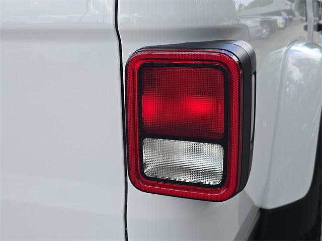 new 2025 Jeep Gladiator car, priced at $48,623