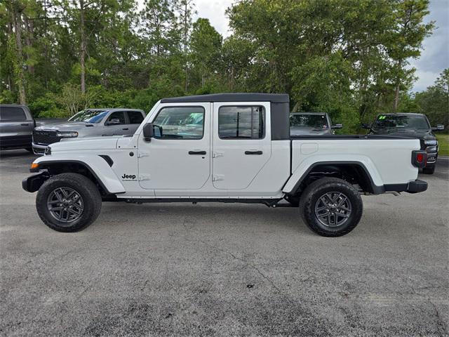 new 2025 Jeep Gladiator car, priced at $48,623