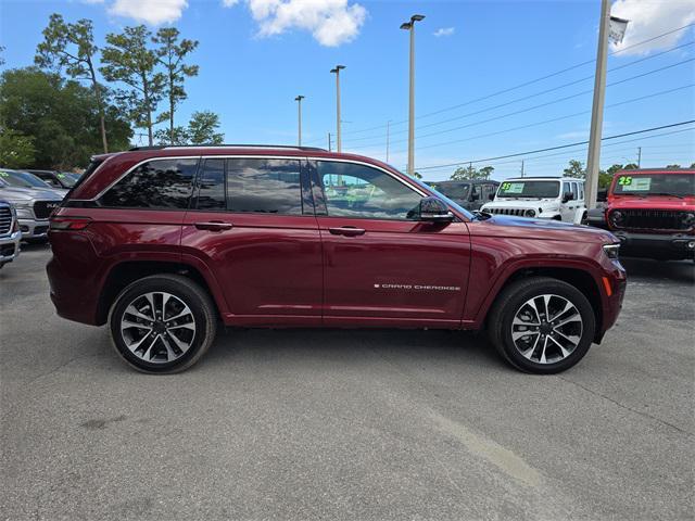 used 2024 Jeep Grand Cherokee car, priced at $43,090