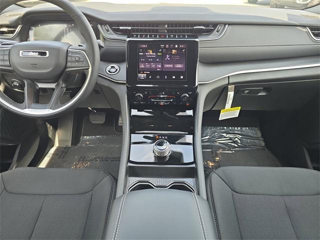 new 2025 Jeep Grand Cherokee car, priced at $39,467