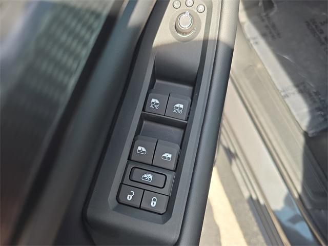 new 2025 Jeep Grand Cherokee car, priced at $39,467