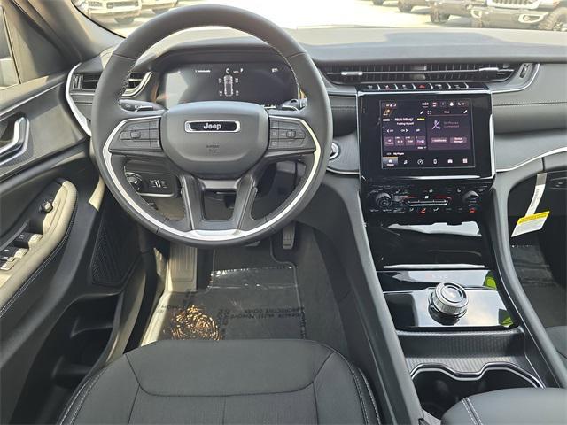 new 2025 Jeep Grand Cherokee car, priced at $39,467