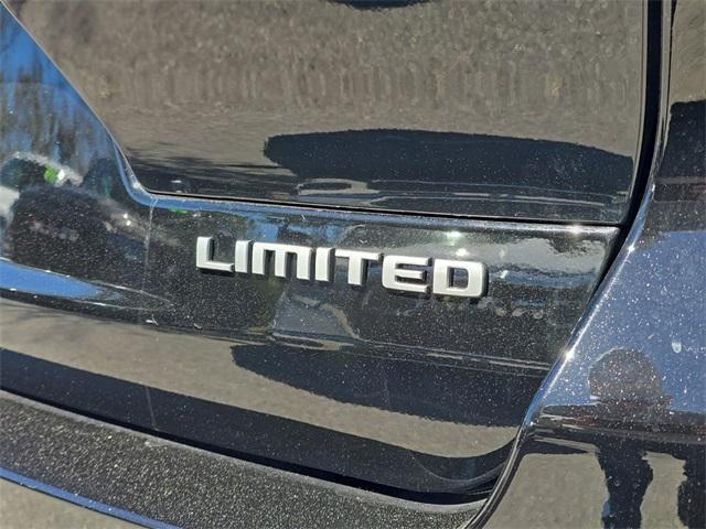 new 2025 Jeep Grand Cherokee L car, priced at $43,938