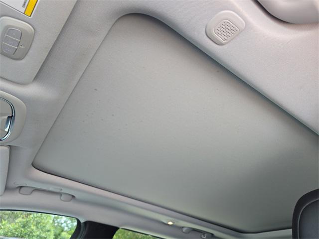 used 2022 Jeep Cherokee car, priced at $26,995