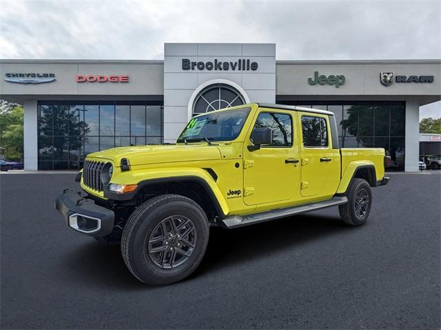 new 2024 Jeep Gladiator car, priced at $43,045