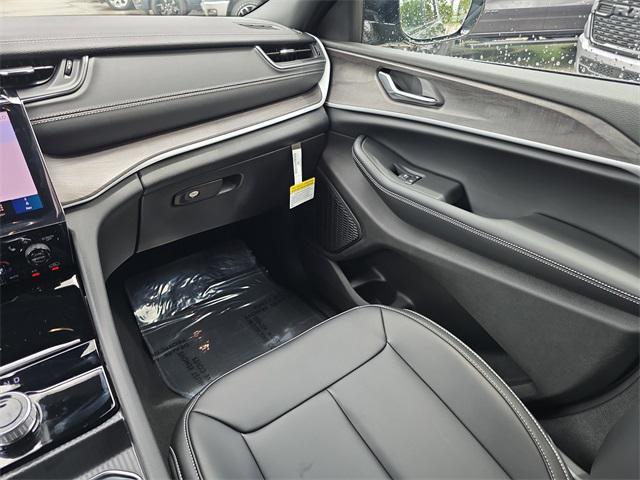 new 2025 Jeep Grand Cherokee L car, priced at $43,462