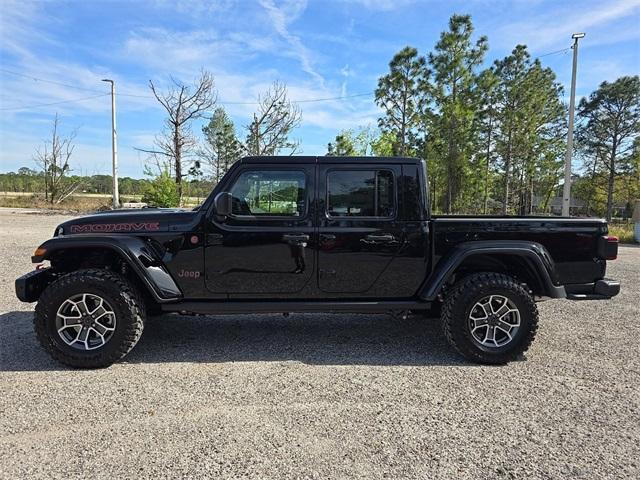 new 2024 Jeep Gladiator car, priced at $60,414