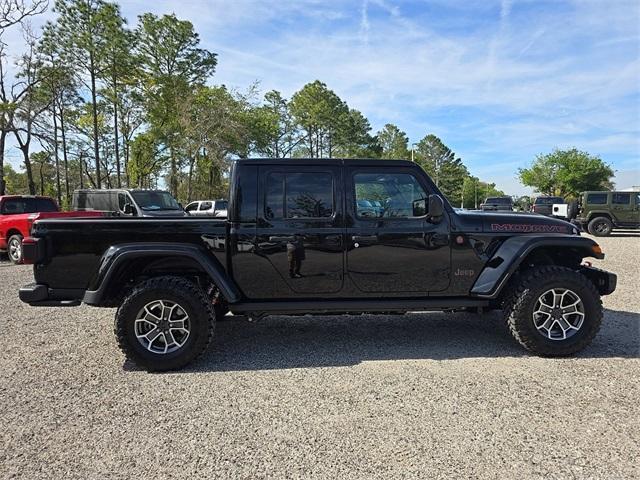 new 2024 Jeep Gladiator car, priced at $60,414