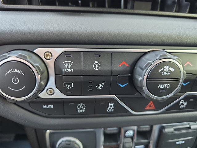 new 2025 Jeep Wrangler car, priced at $56,304