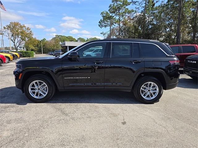 new 2025 Jeep Grand Cherokee car, priced at $40,022
