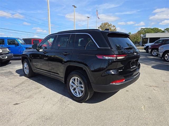 new 2025 Jeep Grand Cherokee car, priced at $40,022