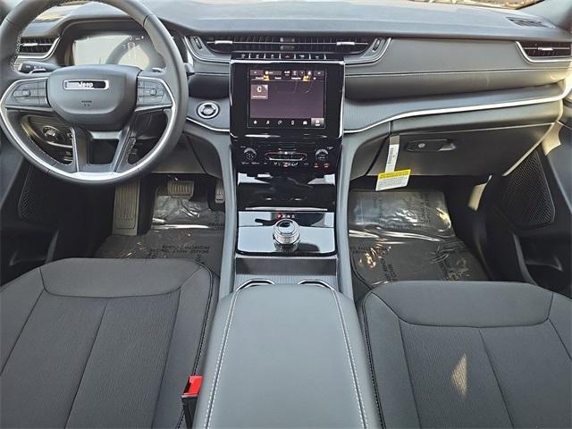 new 2025 Jeep Grand Cherokee car, priced at $40,022