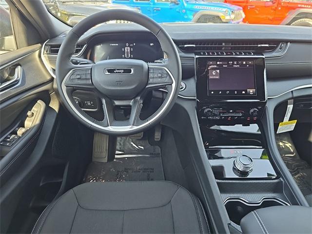 new 2025 Jeep Grand Cherokee car, priced at $40,022