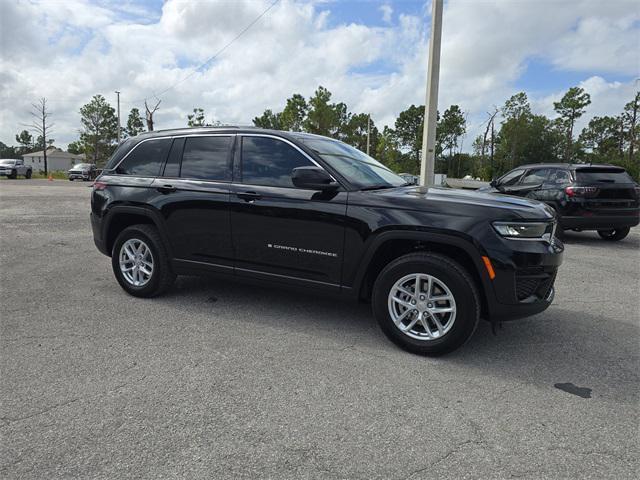 new 2025 Jeep Grand Cherokee car, priced at $34,592