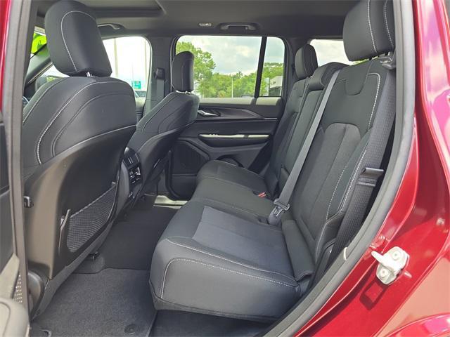 new 2025 Jeep Grand Cherokee car, priced at $39,467