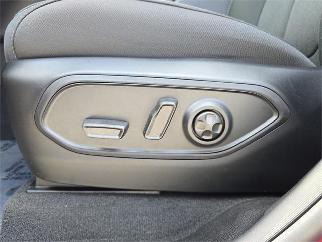 new 2025 Jeep Grand Cherokee car, priced at $39,467