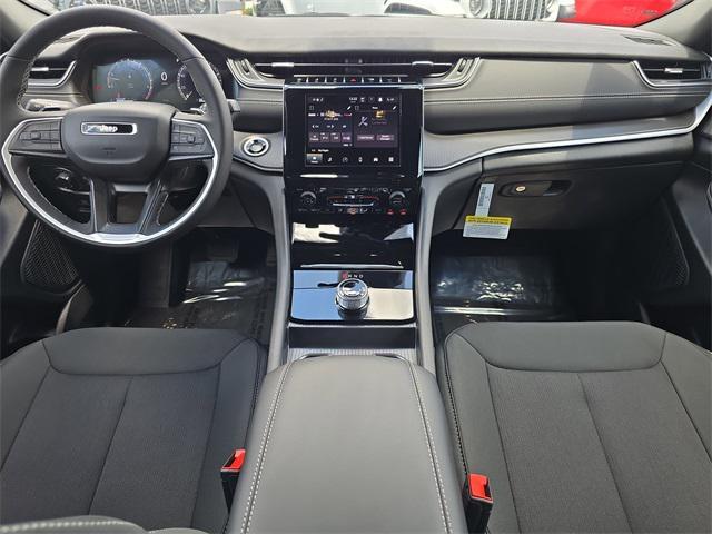 new 2025 Jeep Grand Cherokee car, priced at $39,467