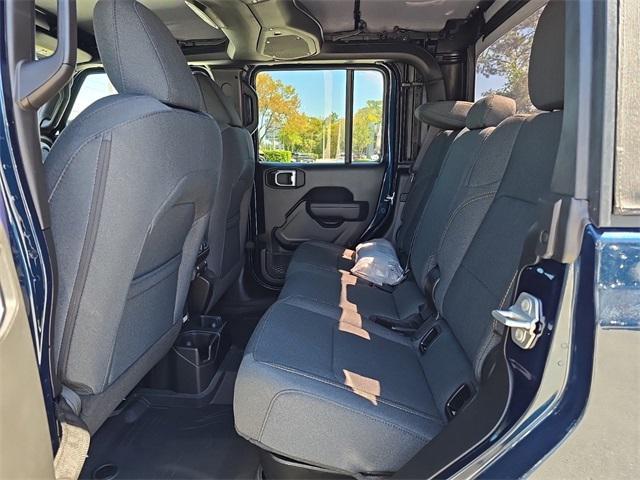 new 2025 Jeep Gladiator car, priced at $48,384