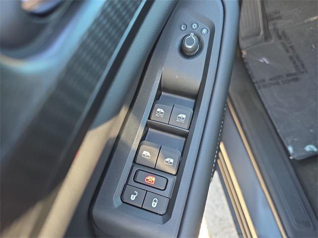 new 2025 Jeep Grand Cherokee car, priced at $38,374