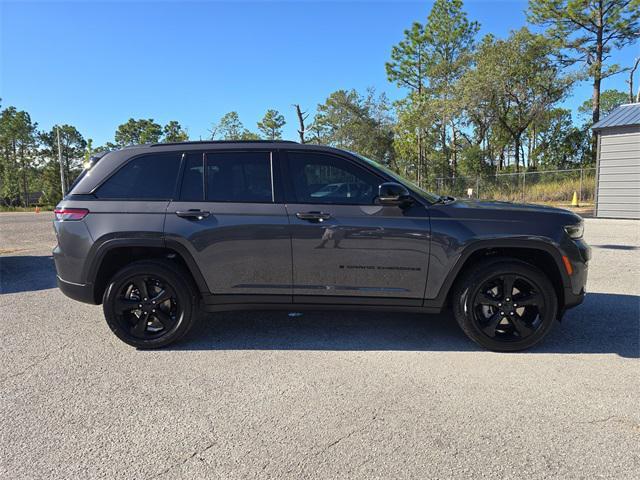 new 2025 Jeep Grand Cherokee car, priced at $38,374