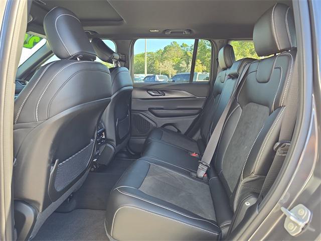 new 2025 Jeep Grand Cherokee car, priced at $38,374