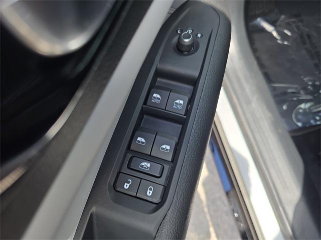 new 2025 Jeep Compass car, priced at $36,918