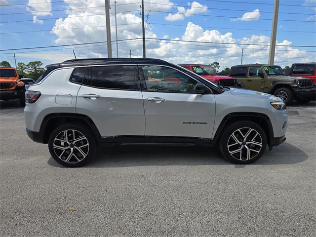 new 2025 Jeep Compass car, priced at $36,918