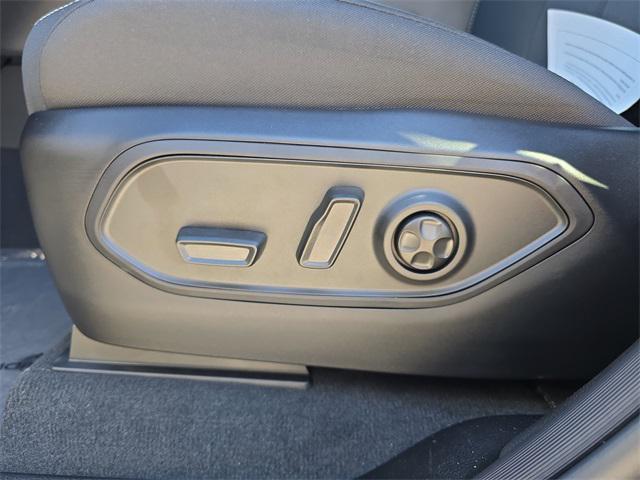 new 2025 Jeep Grand Cherokee car, priced at $39,467