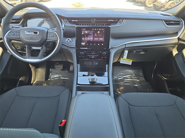 new 2025 Jeep Grand Cherokee car, priced at $39,467