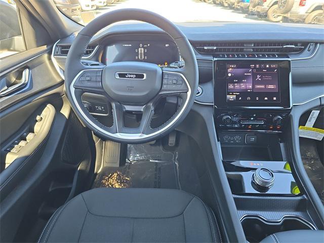 new 2025 Jeep Grand Cherokee car, priced at $39,467