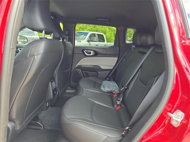 new 2025 Jeep Compass car, priced at $36,918