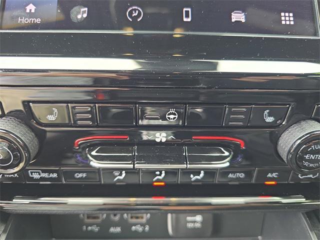 new 2025 Jeep Grand Cherokee car, priced at $38,124
