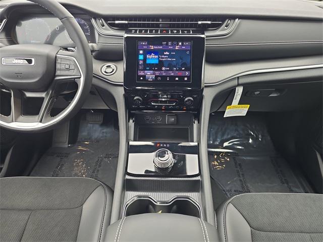 new 2025 Jeep Grand Cherokee car, priced at $38,124