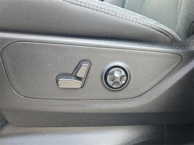 used 2021 Ram 1500 car, priced at $32,147