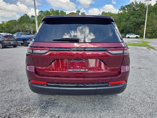 new 2025 Jeep Grand Cherokee car, priced at $38,881
