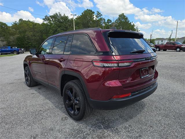 new 2025 Jeep Grand Cherokee car, priced at $38,881