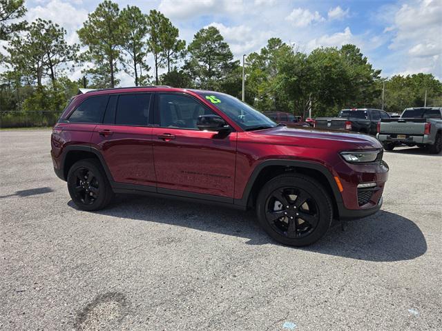 new 2025 Jeep Grand Cherokee car, priced at $38,881