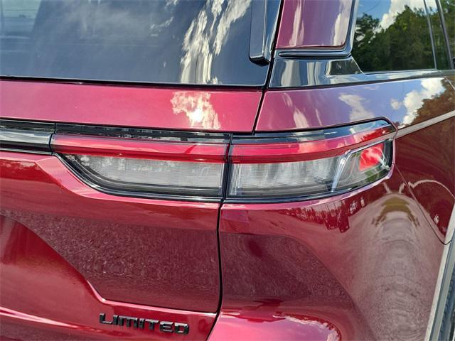 new 2025 Jeep Grand Cherokee car, priced at $38,881