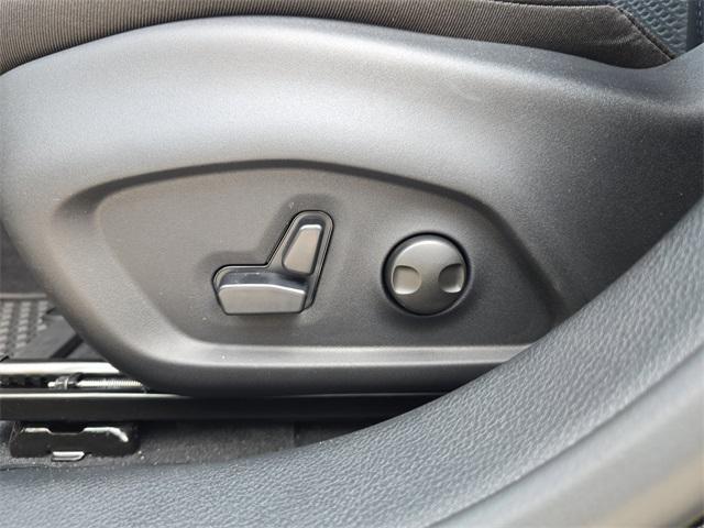 new 2025 Jeep Compass car, priced at $30,359