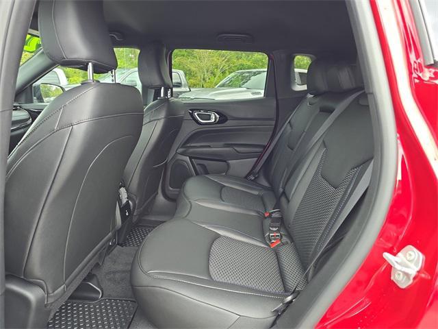 new 2025 Jeep Compass car, priced at $32,070