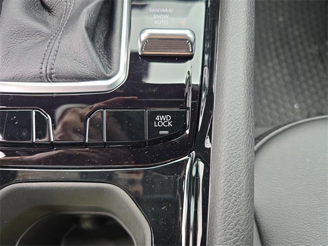 new 2025 Jeep Compass car, priced at $32,070