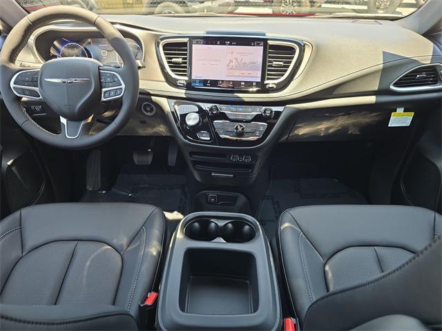 new 2025 Chrysler Pacifica car, priced at $42,980