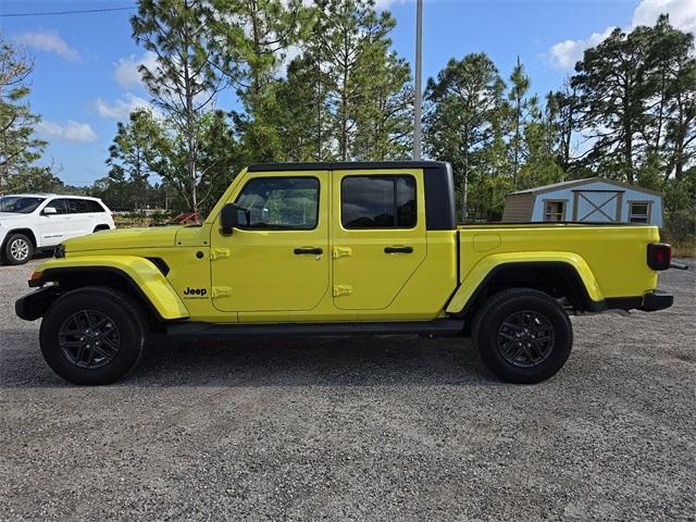 new 2024 Jeep Gladiator car, priced at $43,292