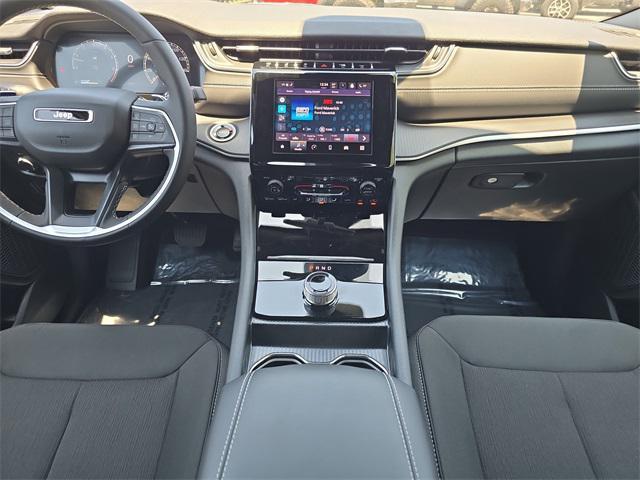 new 2025 Jeep Grand Cherokee car, priced at $39,114