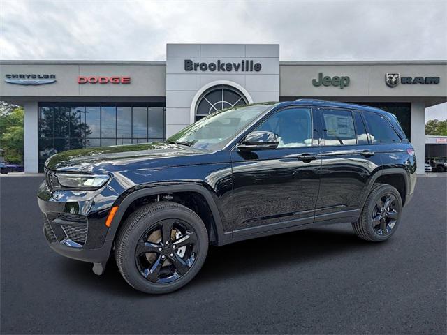 new 2024 Jeep Grand Cherokee car, priced at $41,975