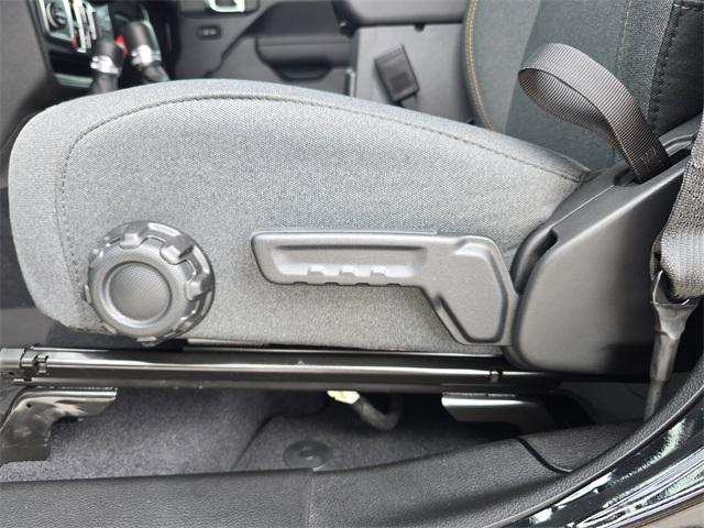 new 2025 Jeep Wrangler car, priced at $39,483